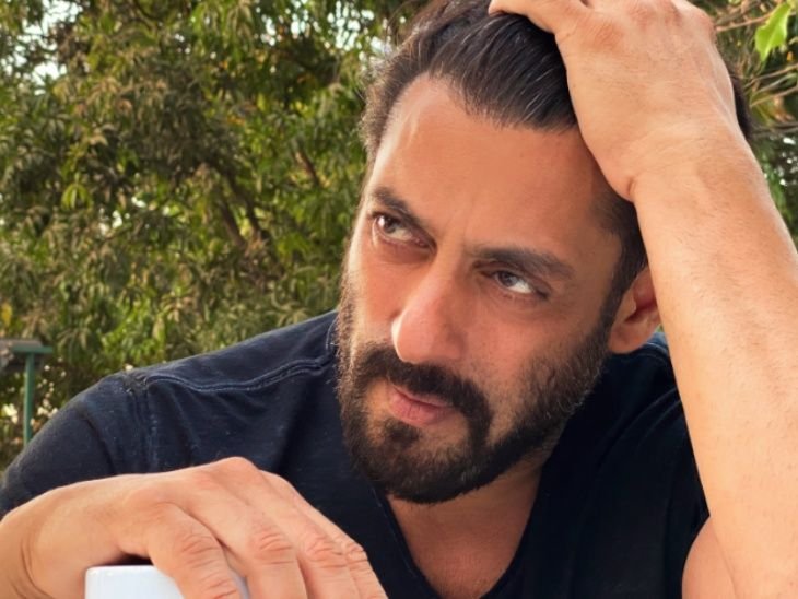 Salman Khan Cryptic Post | Shirtless Photo & Student Protest Support
