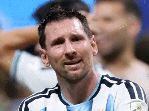 Messi Called Loser, Actor! Gauhar Khan Slams