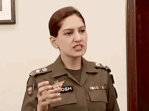 पाकिस्तान पुलिस की अफसर हरियाणवी गानों की फैन:न्योलीवाला के रशियन बंधाना, राजू पंजाबी के चौधर जाट की गाने पर रील्स बनाईं; लाहौर में SSP रहीं