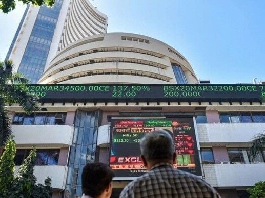 Sensex Surges 300 Points, Nifty Gains 100; Banking & Consumer Stocks Lead