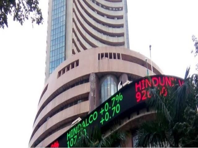 Stock Market Crash | Nifty Drops Below 24200, Sensex Slumps 965 Points