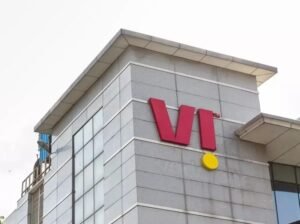 वोडाफोन आईडिया का लॉस घटकर ₹3,754 करोड़ हुआ:पहली तिमाही में रेवेन्यू 6% बढ़ा; 200 से ज्यादा शहरों में 5G लाइव