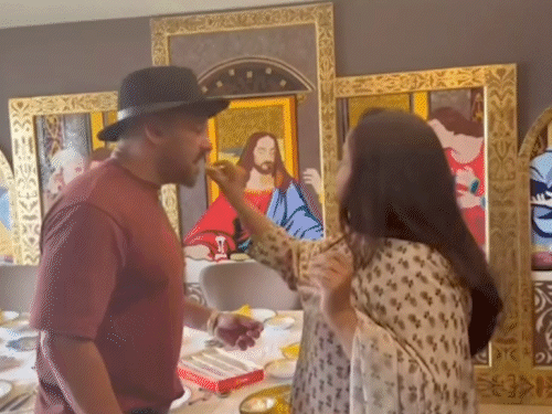 Salman Khan Rakshabandhan Video | Arpita Ties Rakhi In Mumbai Home