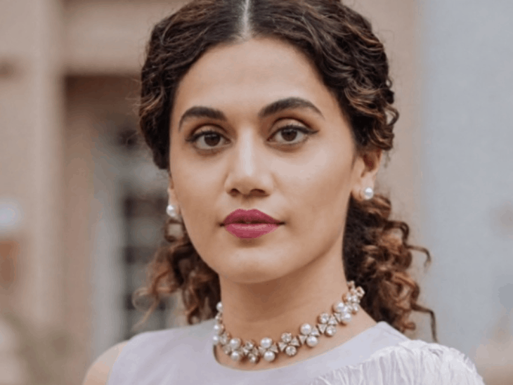 कंगना से जुड़े सवाल पर भड़कीं तापसी पन्नू:मीडिया से बोलीं- आप सवाल पूछना बंद करेंगे, तभी विवाद खत्म होगा; कंगना ने 'सस्ती कॉपी' कहा था