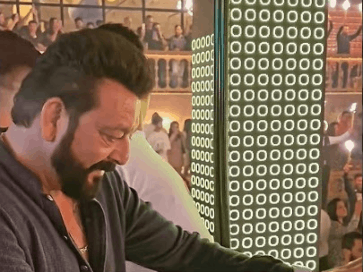 Sanjay Dutt Ballr Club Pune Copyright Controversy
