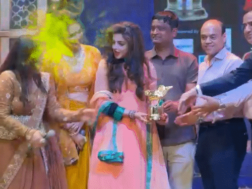 Mamta Kulkarni Jaipur Dance Controversy