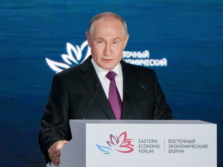Russia-Ukraine War | Zelenskyy & Putin Clash Over Black Sea Ship Attacks