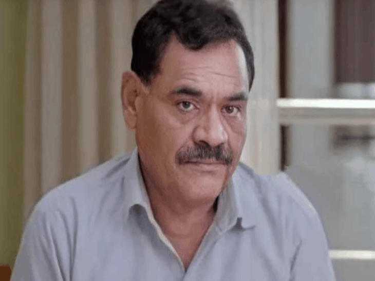 Actor Mushtaq Khan Death | Rajpal Yadav Anupam Kher Pay Tribute Mumbai