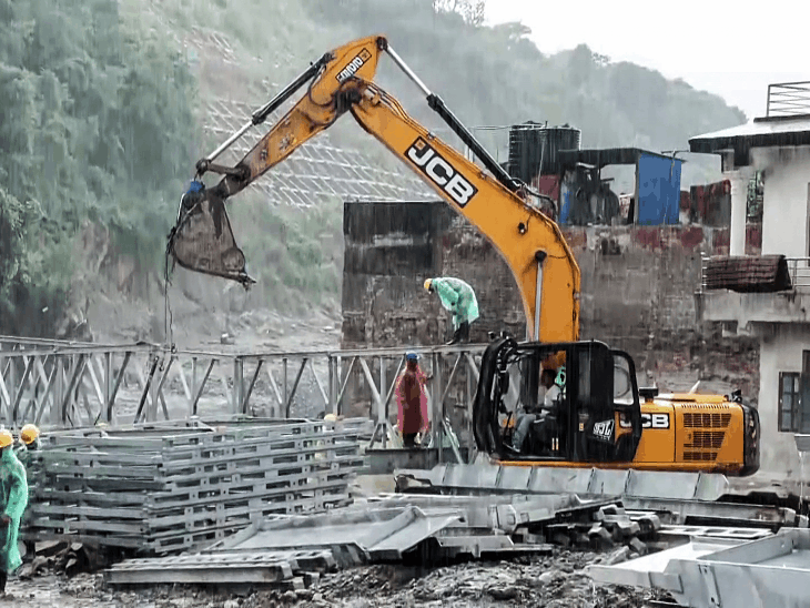 नेपाल बाढ़ से 400 अरब रुपये का नुकसान:5 हजार लोग लापता, 1,344 शव मिले; पीक सीजन में बुकिंग रद्द कर रहे टूरिस्ट