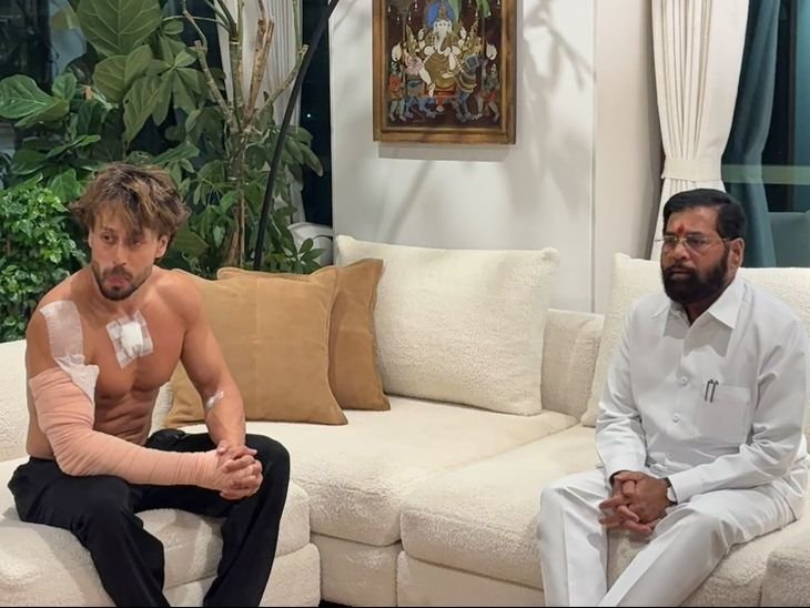 टाइगर श्रॉफ पर फायरिंग, हाथ और सीने पर पट्टियां दिखीं:एकनाथ शिंदे मिलने पहुंचे; 5 राउंड गोलियां चलीं, ड्राइवर समेत 2 घायल