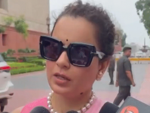 Kangana Ranaut Statement | PM Modi Leadership & Kolkata Stampede News