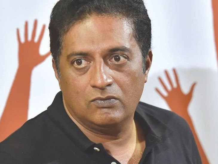 प्रकाश राज बोले- सरकार बदलेंगे, लेकिन लोकतांत्रिक तरीके से:कहा- हम बांग्लादेश या नेपाल नहीं हैं, तिरंगा मार्च से पहले हिरासत पर उठाए सवाल